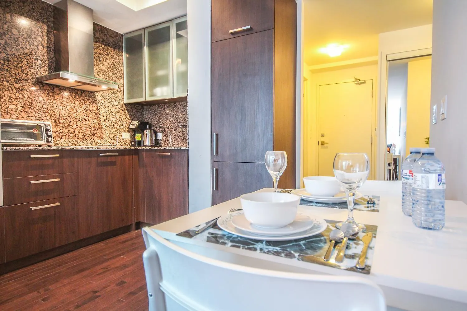 Downtown Suites Торонто Канада