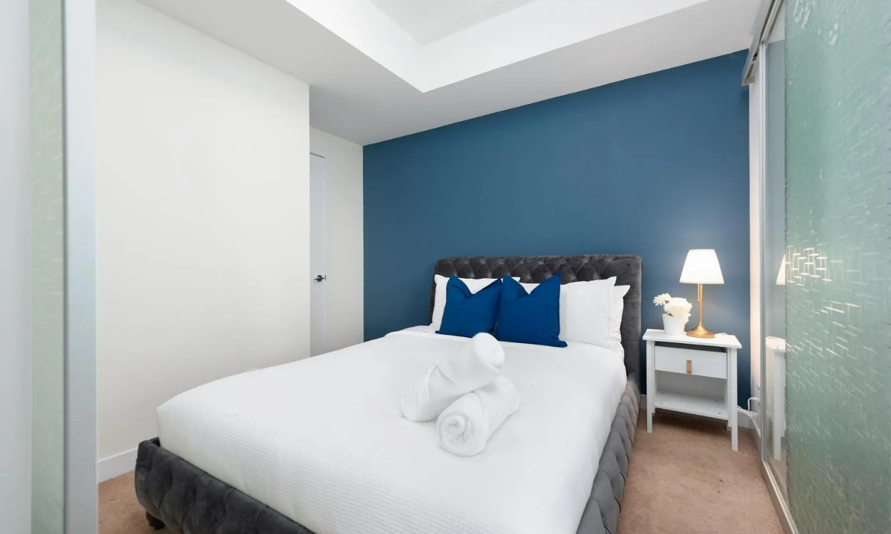 Apartment Downtown Suites Toronto Canada